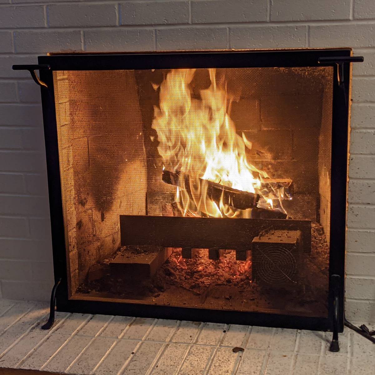 HTH Fireplace Grate Heater Burning Hearth