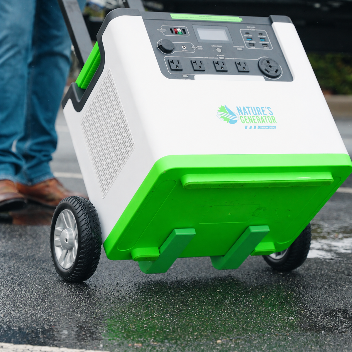 Nature's Generator L3600 Expandable Solar Generator