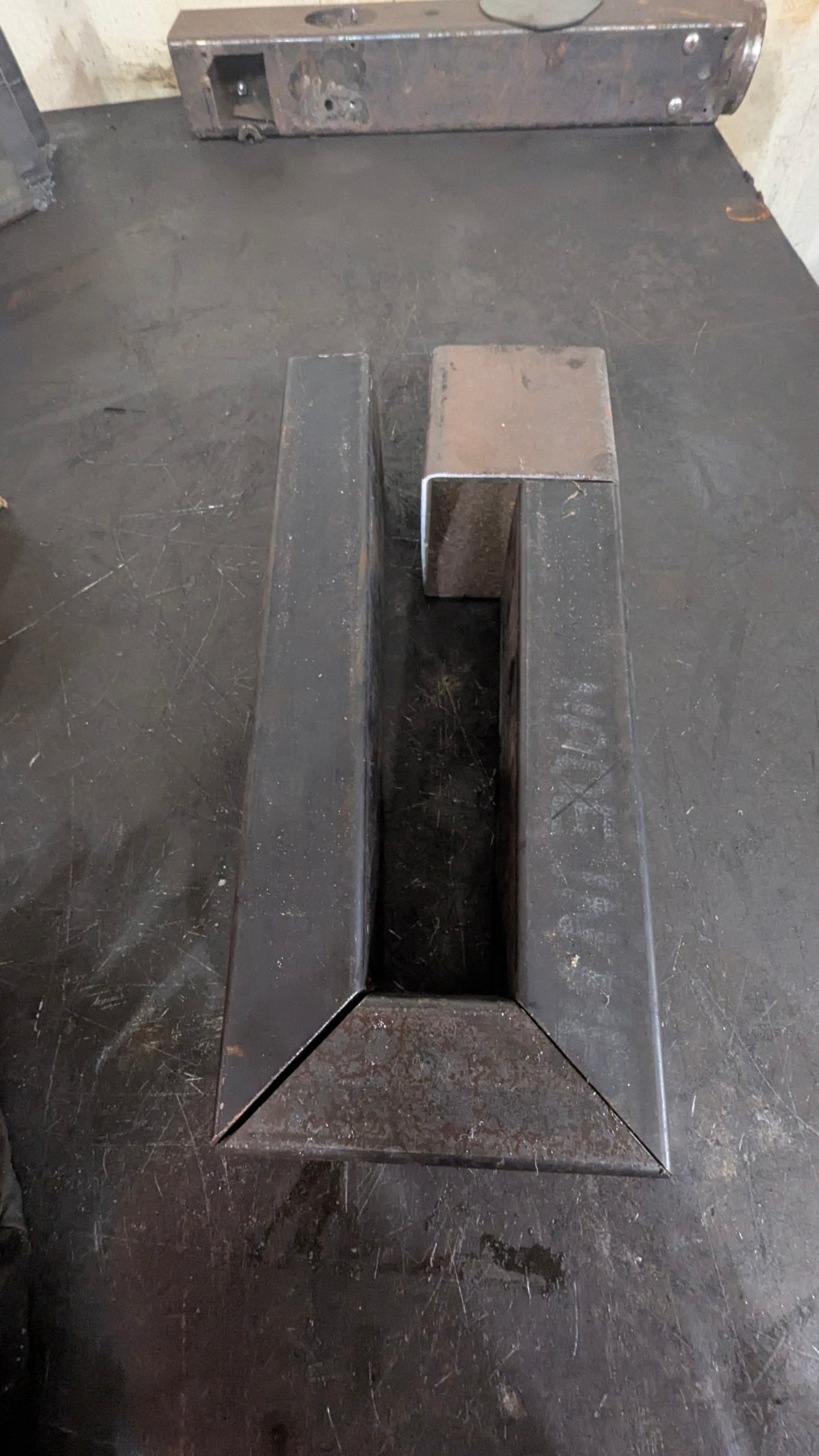 HTH Long Lasting Durable Heavy Duty Fireplace Grate, many sizes avaliable for the very best fit, blows heated air warming your home.